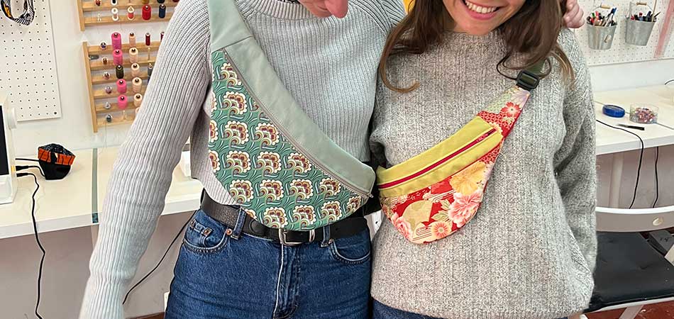 Compose et coud une banane en tissu